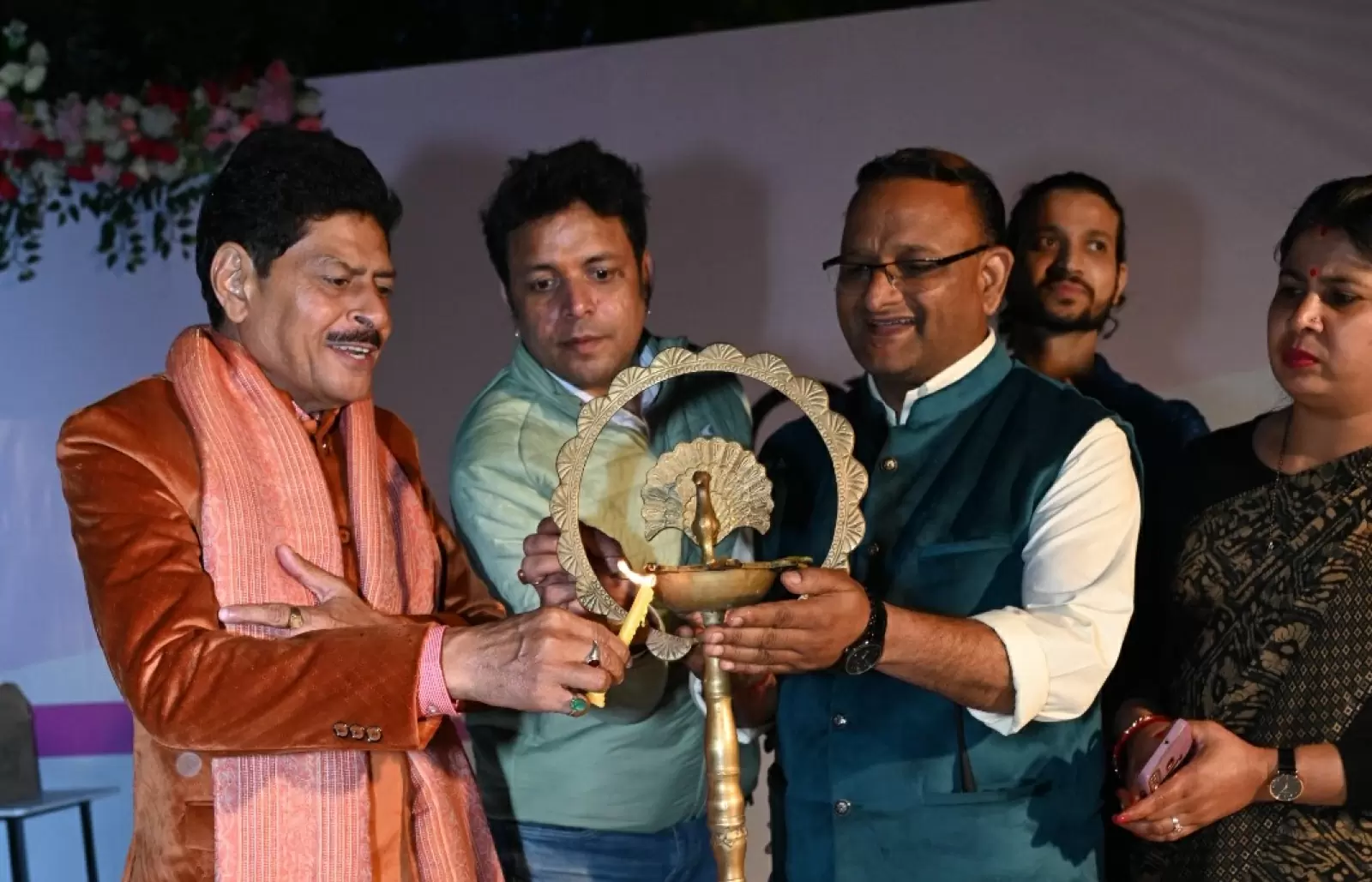 Chief Guest Mr. Gopal Sharma Ignites 'Ellen Design Festival' with Lamp Lighting Ceremony and Prize Distribution